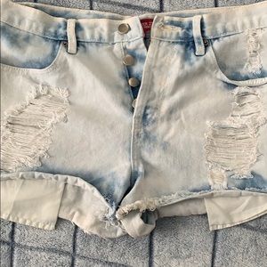 Light wash shorts